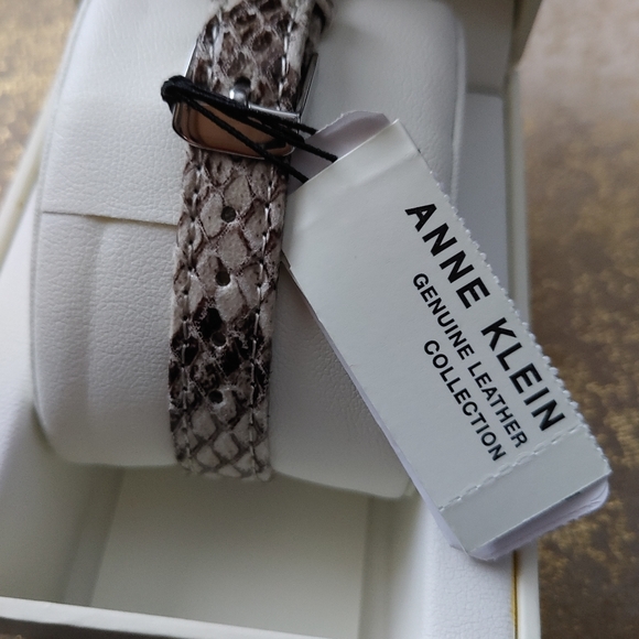 Women\'s Anne Klein